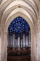 First Mass For The Public Notre-Dame Cathedral - Paris