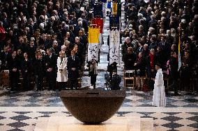 First Mass For The Public Notre-Dame Cathedral - Paris