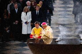 First Mass For The Public Notre-Dame Cathedral - Paris