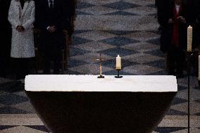 First Mass For The Public Notre-Dame Cathedral - Paris