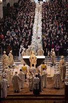 First Mass For The Public Notre-Dame Cathedral - Paris