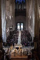 First Mass For The Public Notre-Dame Cathedral - Paris