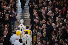 First Mass For The Public Notre-Dame Cathedral - Paris