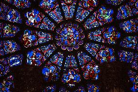 First Mass For The Public Notre-Dame Cathedral - Paris