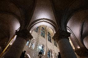 First Mass For The Public Notre-Dame Cathedral - Paris