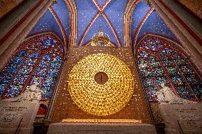 First Mass For The Public Notre-Dame Cathedral - Paris