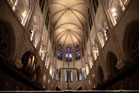 First Mass For The Public Notre-Dame Cathedral - Paris