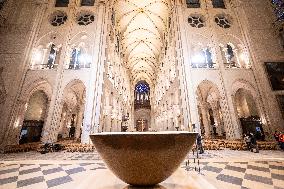 First Mass For The Public Notre-Dame Cathedral - Paris