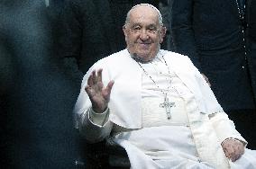 Pope Francis Prays In Front Of Virgin Mary Statue - Rome