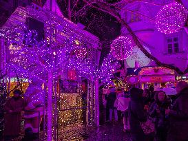 The Pink Christmas Market Of The LGBTQ Scene In Munich