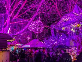 The Pink Christmas Market Of The LGBTQ Scene In Munich