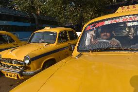 Over Half Of Kolkata’s Iconic Yellow Taxis To Bid Farewell Soon