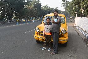 Over Half Of Kolkata’s Iconic Yellow Taxis To Bid Farewell Soon