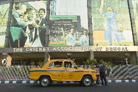 Over Half Of Kolkata’s Iconic Yellow Taxis To Bid Farewell Soon