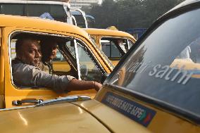 Over Half Of Kolkata’s Iconic Yellow Taxis To Bid Farewell Soon