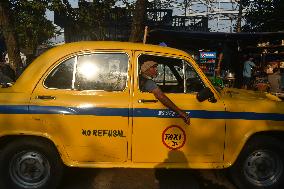 Over Half Of Kolkata’s Iconic Yellow Taxis To Bid Farewell Soon