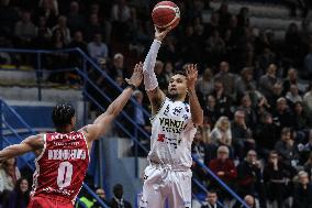 BASKET - Serie A - Vanoli Basket Cremona vs Openjobmetis Varese