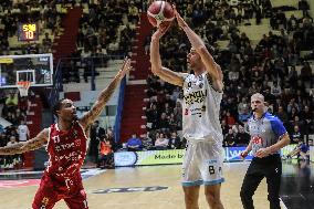 BASKET - Serie A - Vanoli Basket Cremona vs Openjobmetis Varese