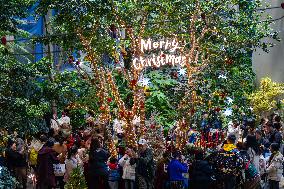 Christmas Atmosphere in Chongqing