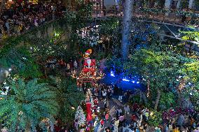 Christmas Atmosphere in Chongqing