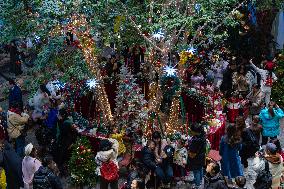 Christmas Atmosphere in Chongqing