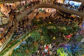 Christmas Atmosphere in Chongqing