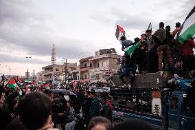 Syrian Opposition Celebrate The End Of Assad Regime - Lebanon