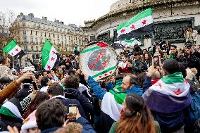 Members Of The Syrian Community Celebrate The Fall Of Syrian President Bashar Al-Assad