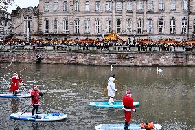 Santa Clauses Parade on Paddleboards - Strasbourg