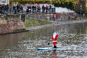 Santa Clauses Parade on Paddleboards - Strasbourg