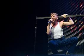 Eddy De Pretto Performs At The Accor Arena - Paris