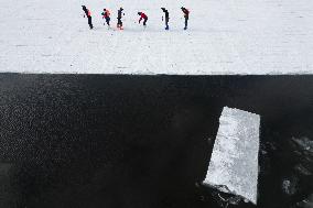 Ice Collection Season Starts - China