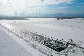 Ice Collection Season Starts - China