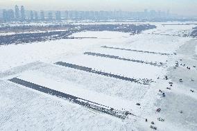 Ice Collection Season Starts - China