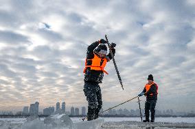 Ice Collection Season Starts - China