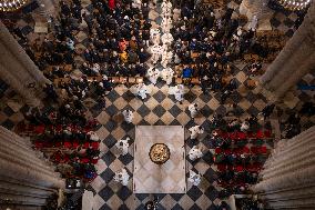 First Mass For The Public Notre-Dame Cathedral - Paris