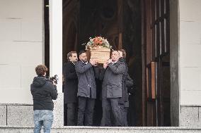 Funeral of Fernanda Biffi Casiraghi - Italy