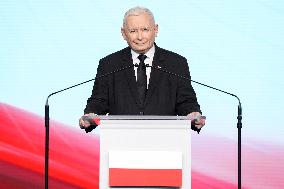 Jaroslaw Kaczynski Press Conference