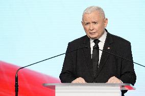 Jaroslaw Kaczynski Press Conference