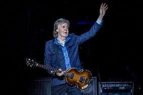 Paul McCartney Performs Live - Madrid