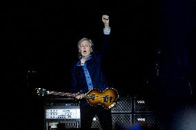 Paul McCartney Performs Live - Madrid