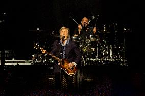 Paul McCartney Performs Live - Madrid