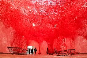 The Soul Trembles: Chiharu Shiota's Reopening Exhibition - Paris