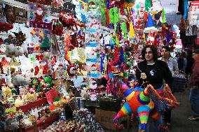 Christmas Market In Downtown Tlalpan, Mexico City