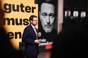 FDP Campaign Presentation For The Bundestag Elections