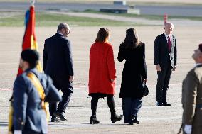 Royals Attend Official Farewell Ceremony At Airport - Madrid