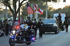 The 7th Annual Twilight Parade In Hunters Creek