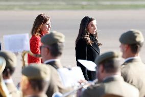 Royals Attend Official Farewell Ceremony At Airport - Madrid