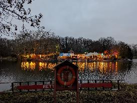 ​Gans Am Wasser​ Christmas Market, A Festive Experience At Westpark Munich