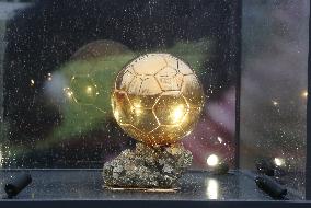 Andriy Shevchenko brings Ballon dOr to Ukraine